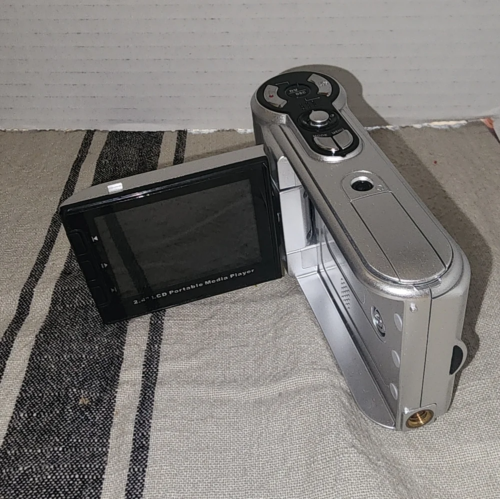 Sony Cyber- Shot 3.2 Mega Pixel & Aiptek DV 6800S